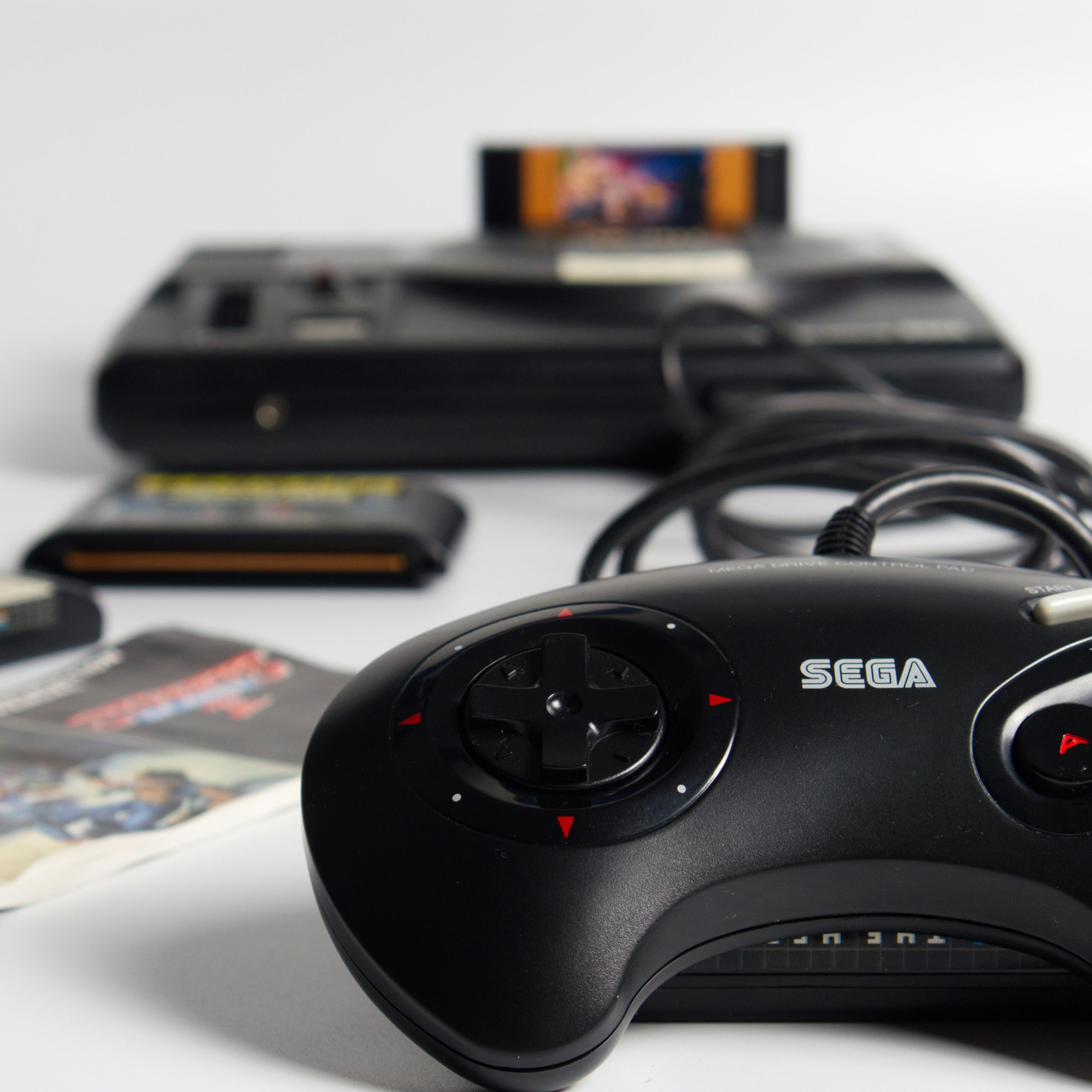 joshua-doherty-jiJTE4NSpUQ-unsplash classic gaming stick plug and play console