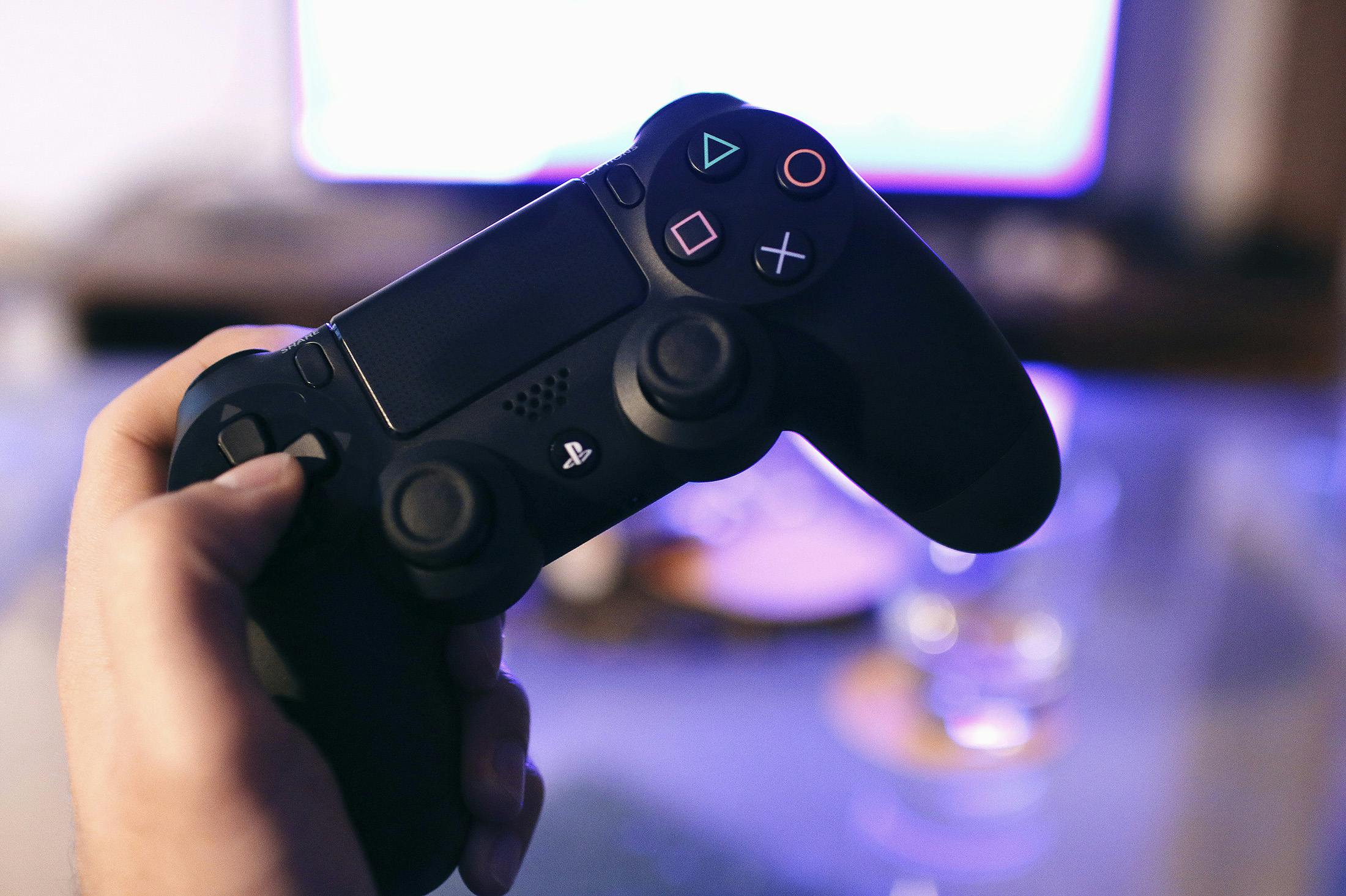 pexels-jeshoots-21067 classic arcade gaming stick HDMI device