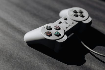 retro-game-console-4k-hdmi-classic-games